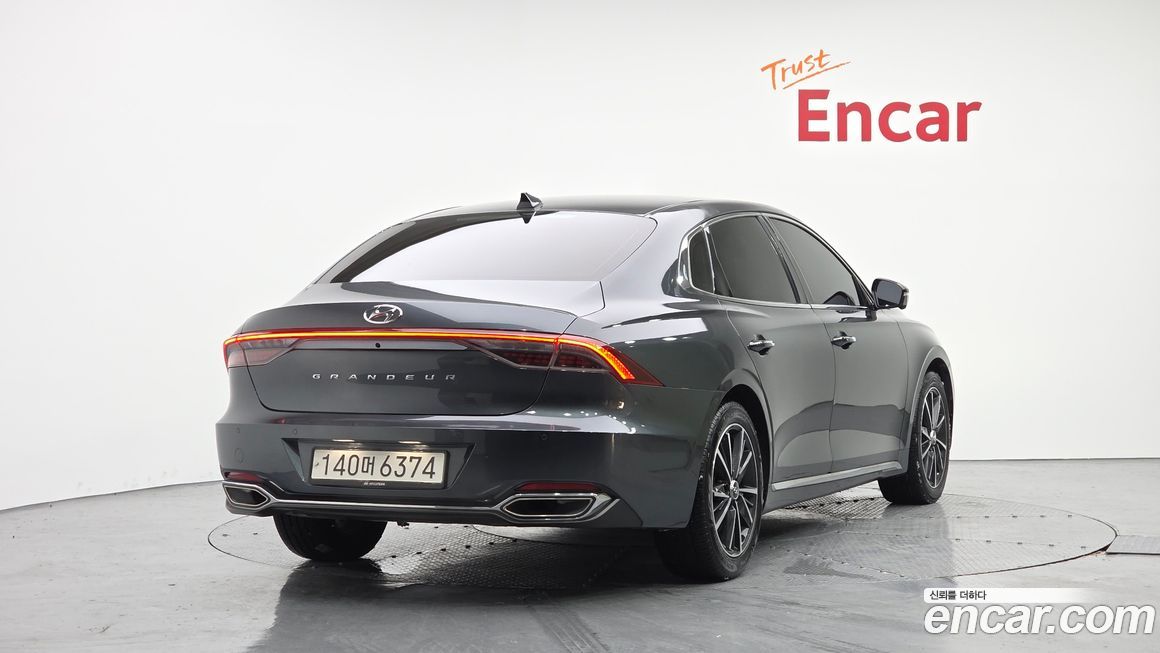 Hyundai Grandeur 2022