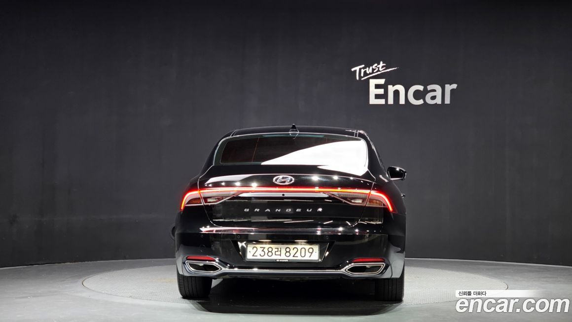 Hyundai Grandeur 2022