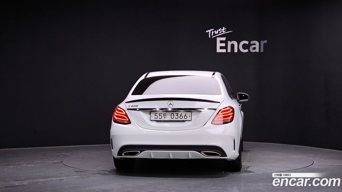 Mercedes-Benz C-Class 2017