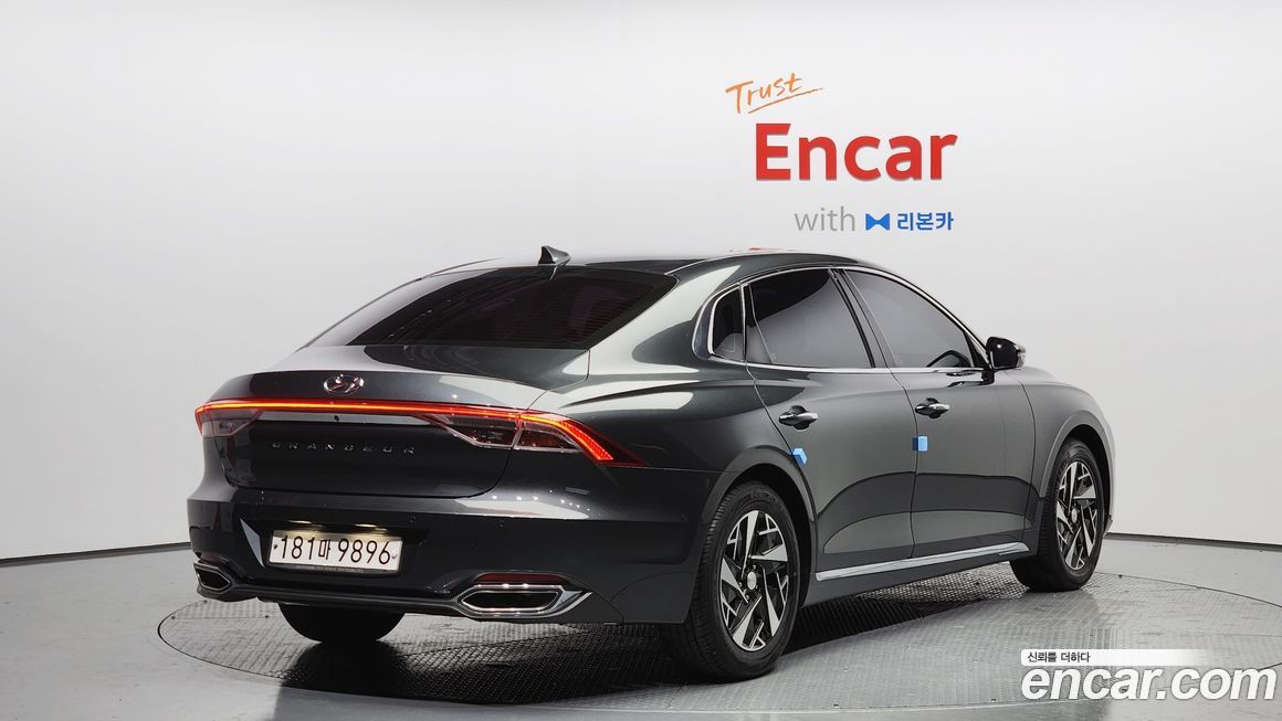 Hyundai Grandeur 2021