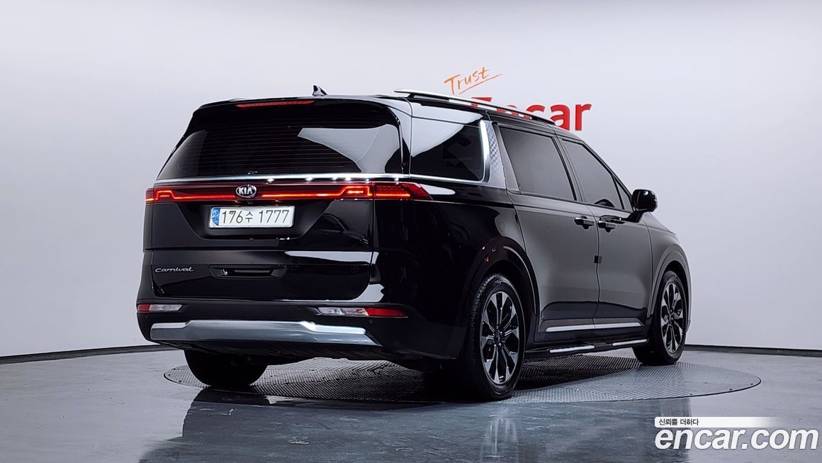 Kia Canival 2021