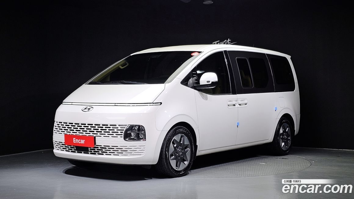 Hyundai Staria 2022