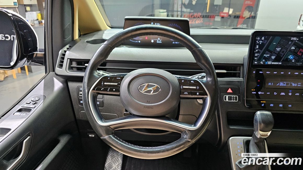 Hyundai Staria 2022