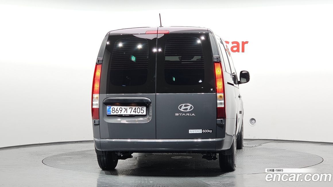 Hyundai Staria 2025
