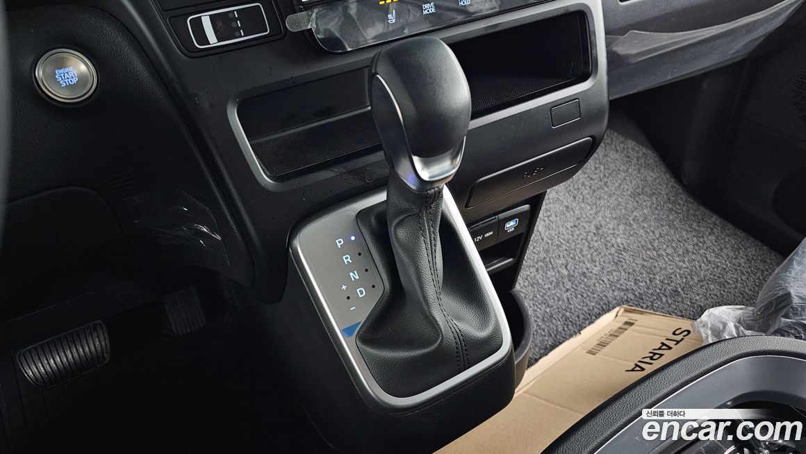 Hyundai Staria 2025
