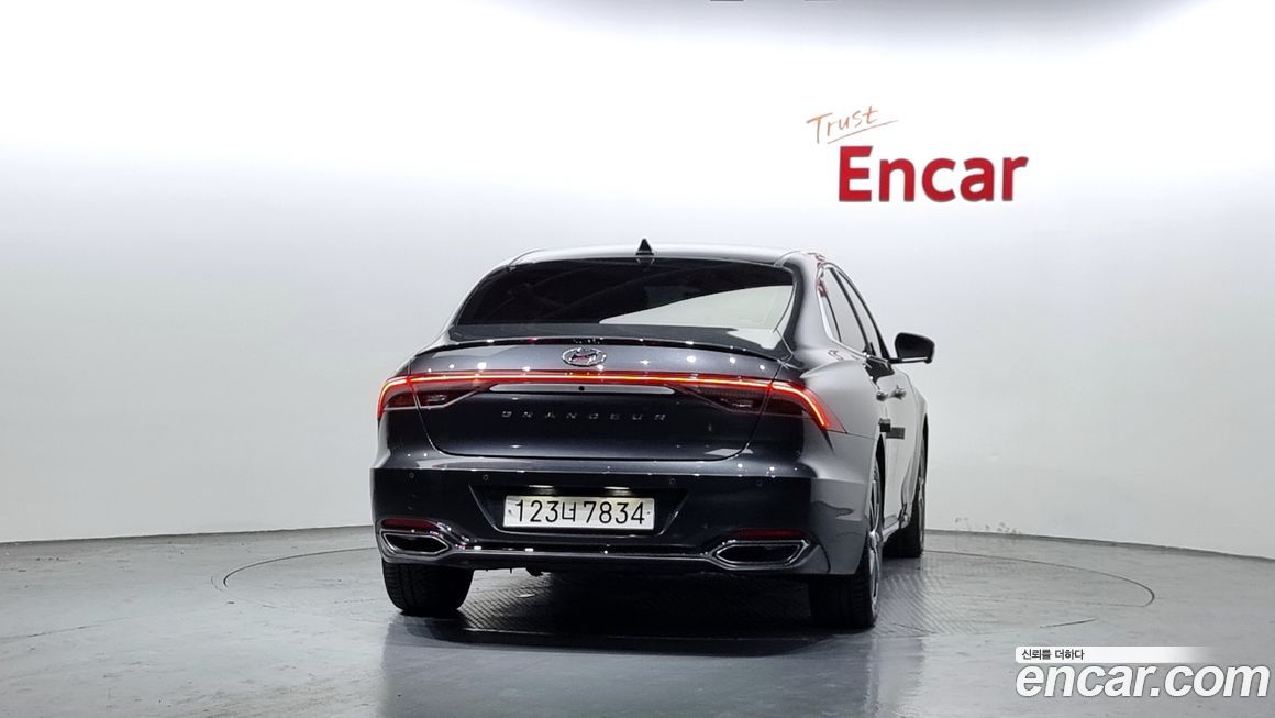 Hyundai Grandeur 2022