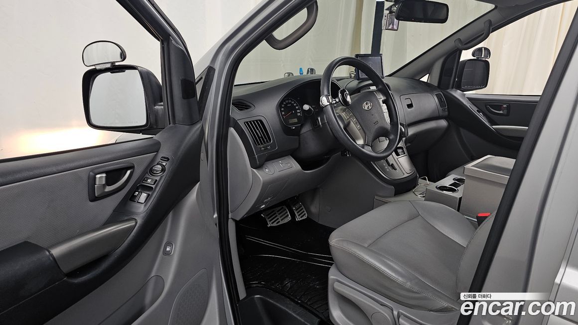 Hyundai Starex 2015