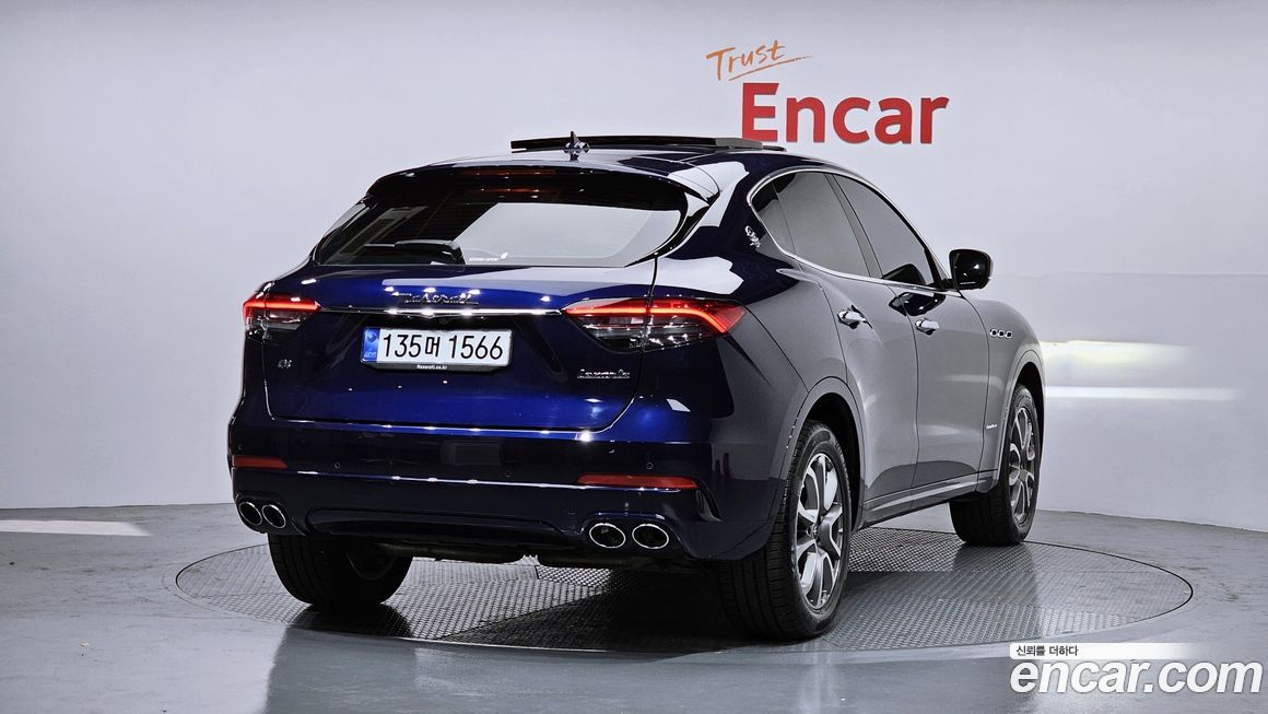 Maserati Levante 2021