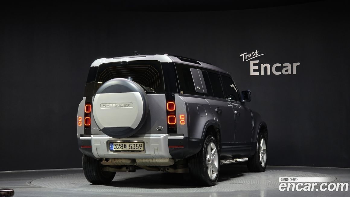 Land Rover Defender 2020