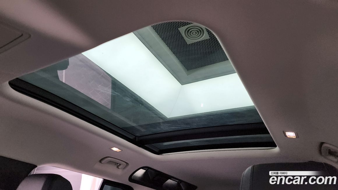 Land Rover Defender 2020