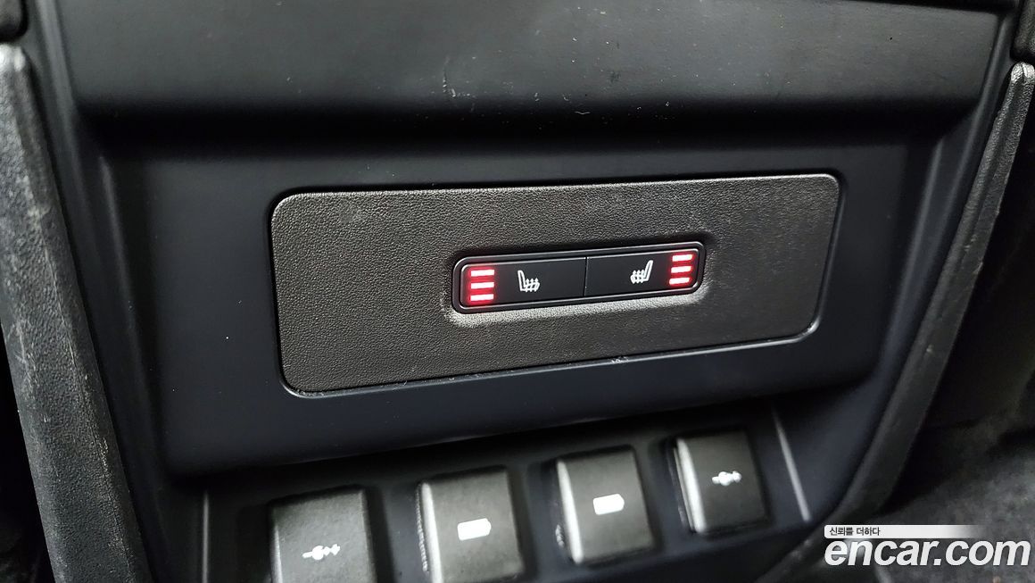 Land Rover Defender 2020