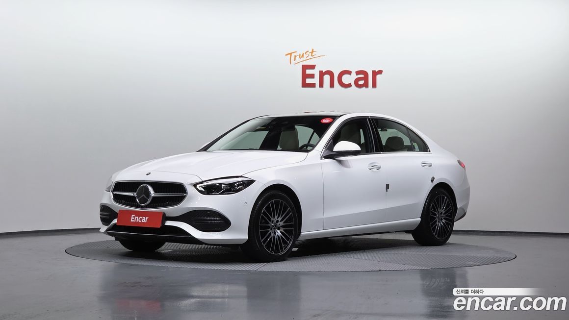 Mercedes-Benz C-Class 2025