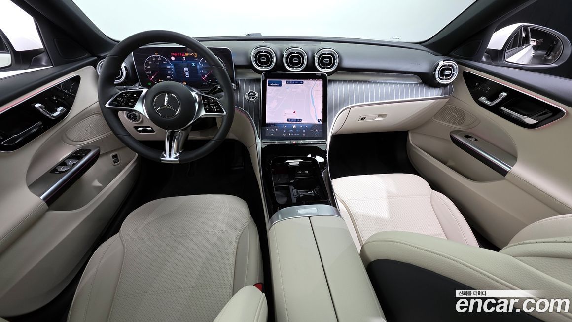 Mercedes-Benz C-Class 2025