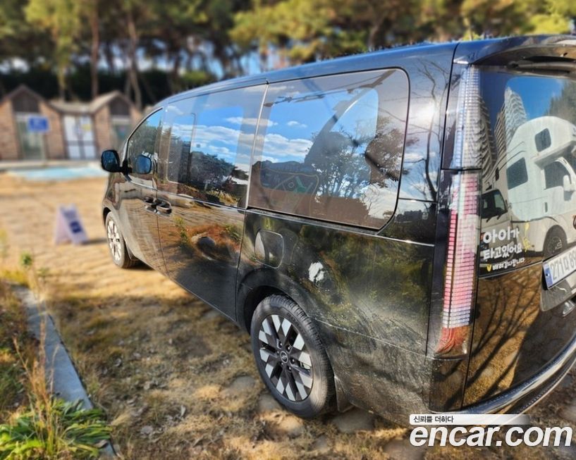 Hyundai Staria 2024