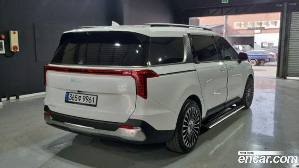 Kia Canival 2025