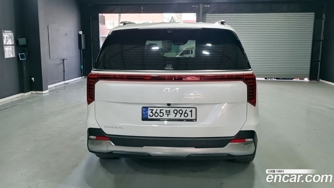 Kia Canival 2025