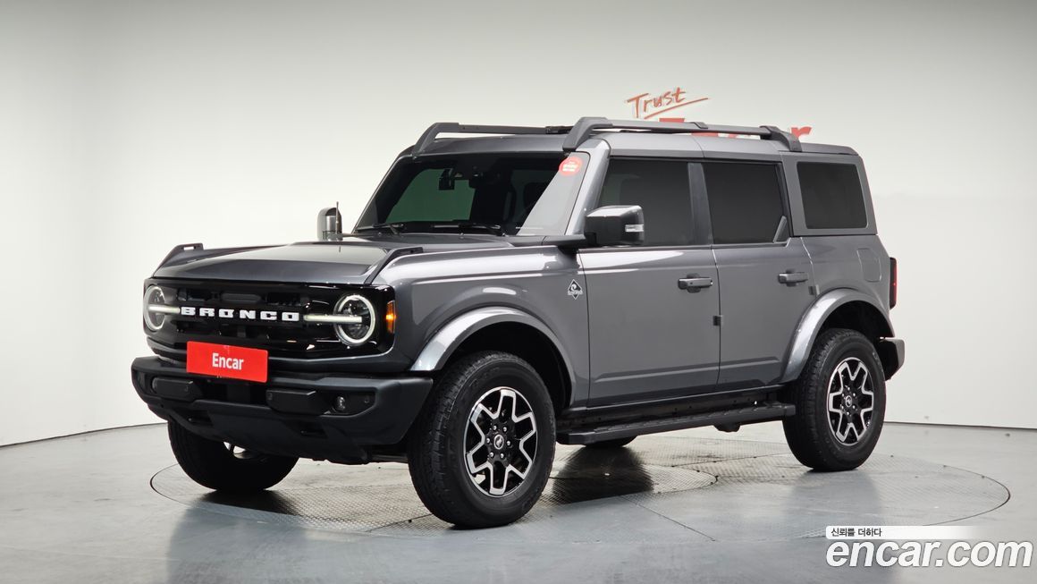 Ford Bronco 2022