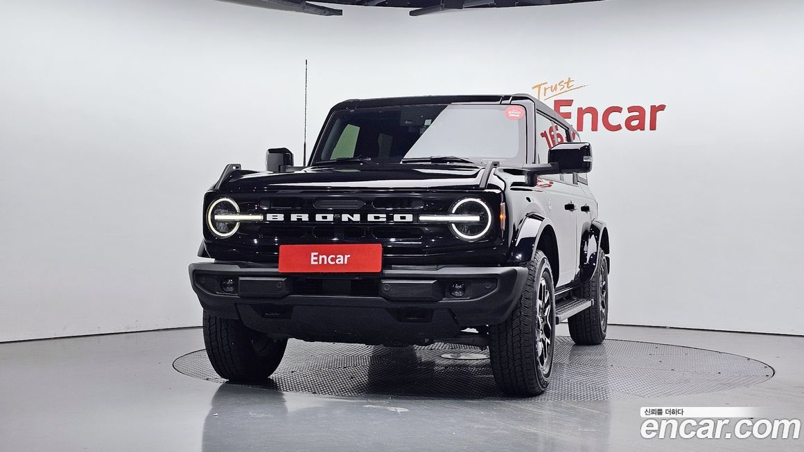 Ford Bronco 2024