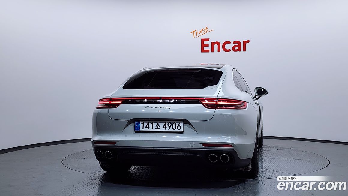 Porsche Panamera 2017