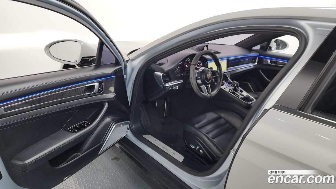 Porsche Panamera 2017