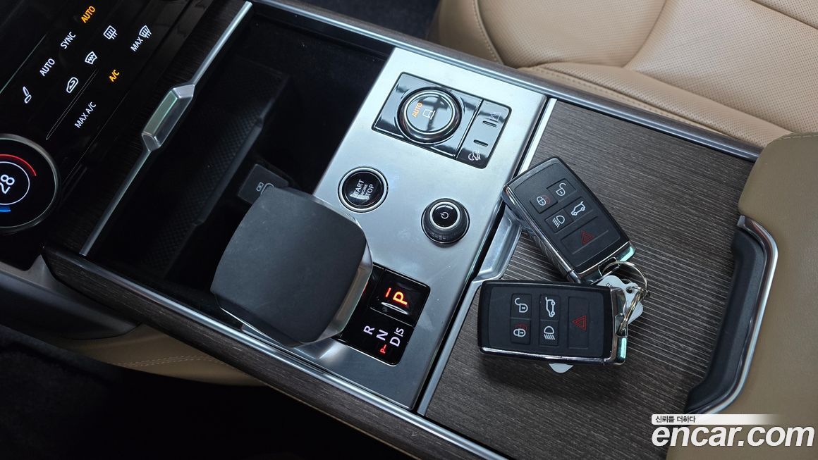 Land Rover Range Rover 2023