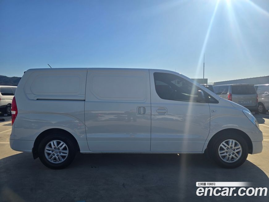 Hyundai Starex 2018