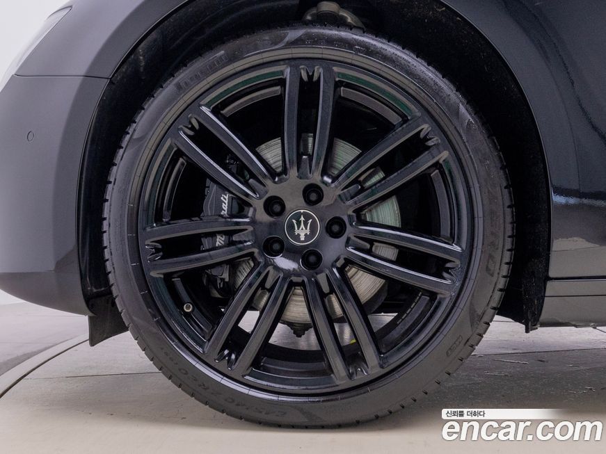 Maserati Ghibli 2022