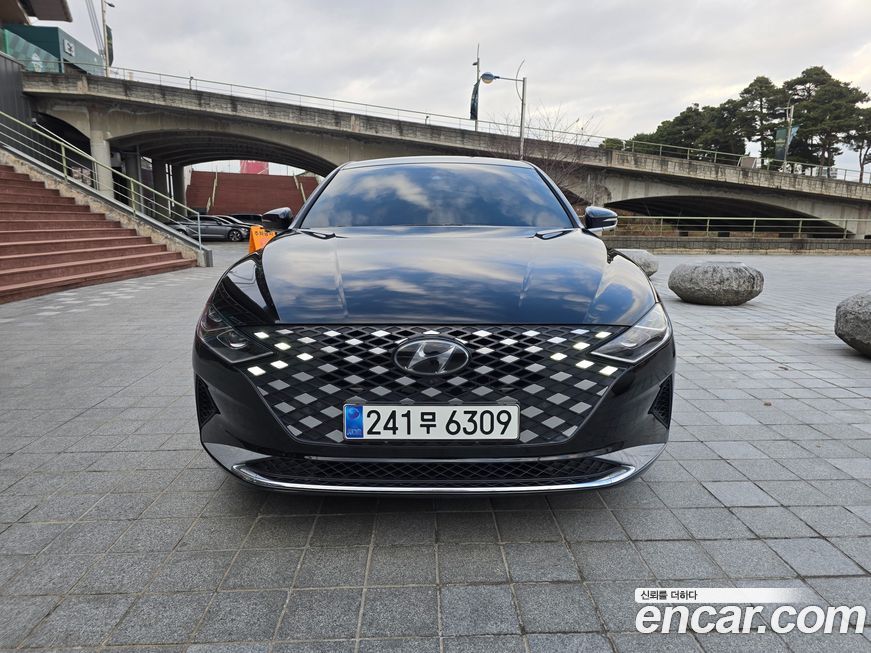 Hyundai Grandeur 2021