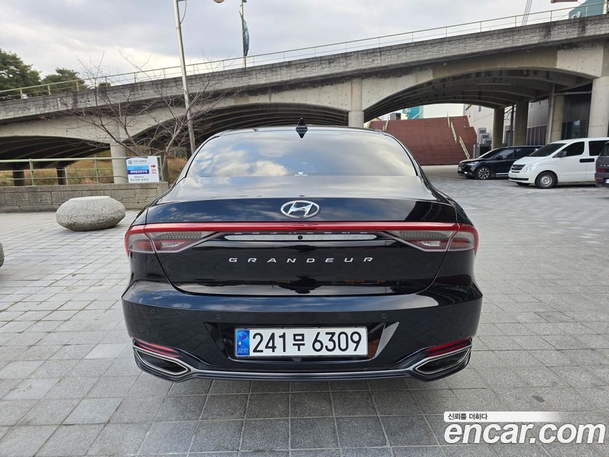 Hyundai Grandeur 2021