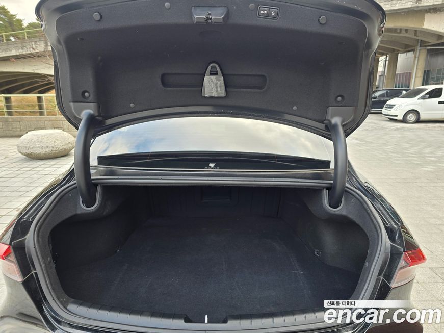 Hyundai Grandeur 2021