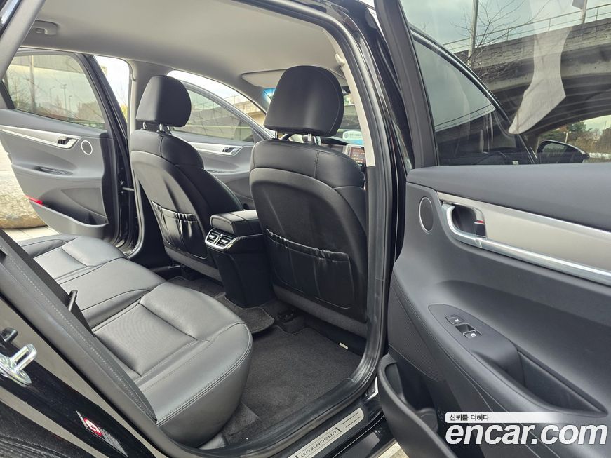 Hyundai Grandeur 2021