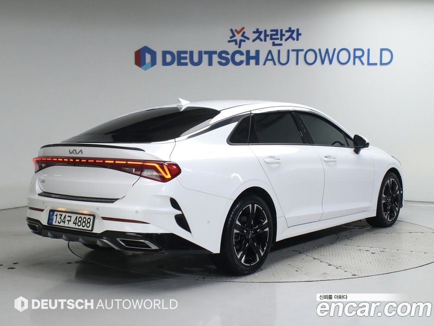 Kia K5 2023