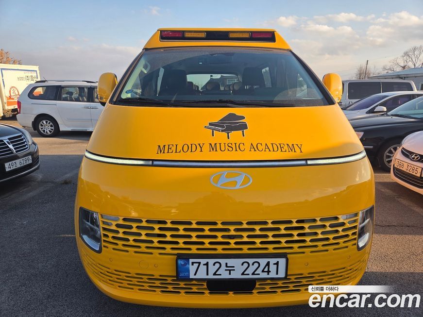 Hyundai Staria 2025