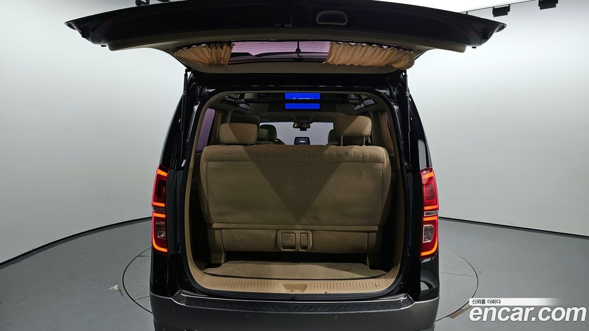 Hyundai Starex 2017