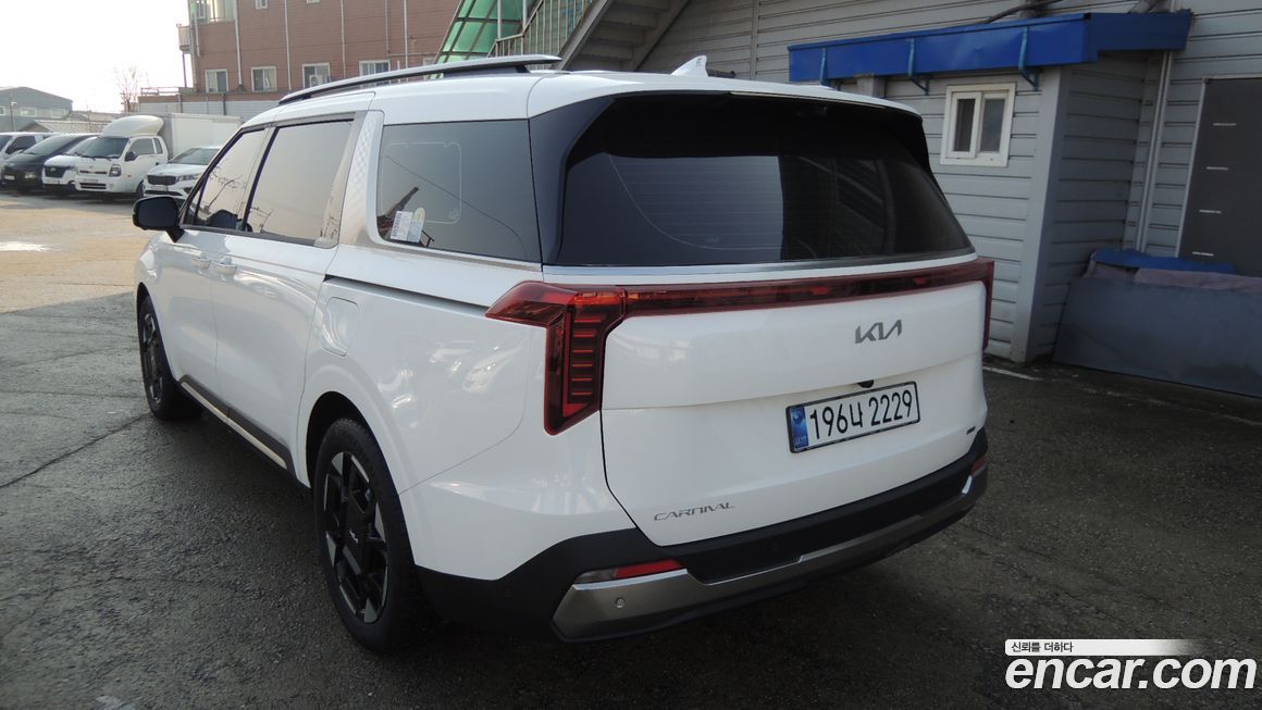 Kia Canival 2025
