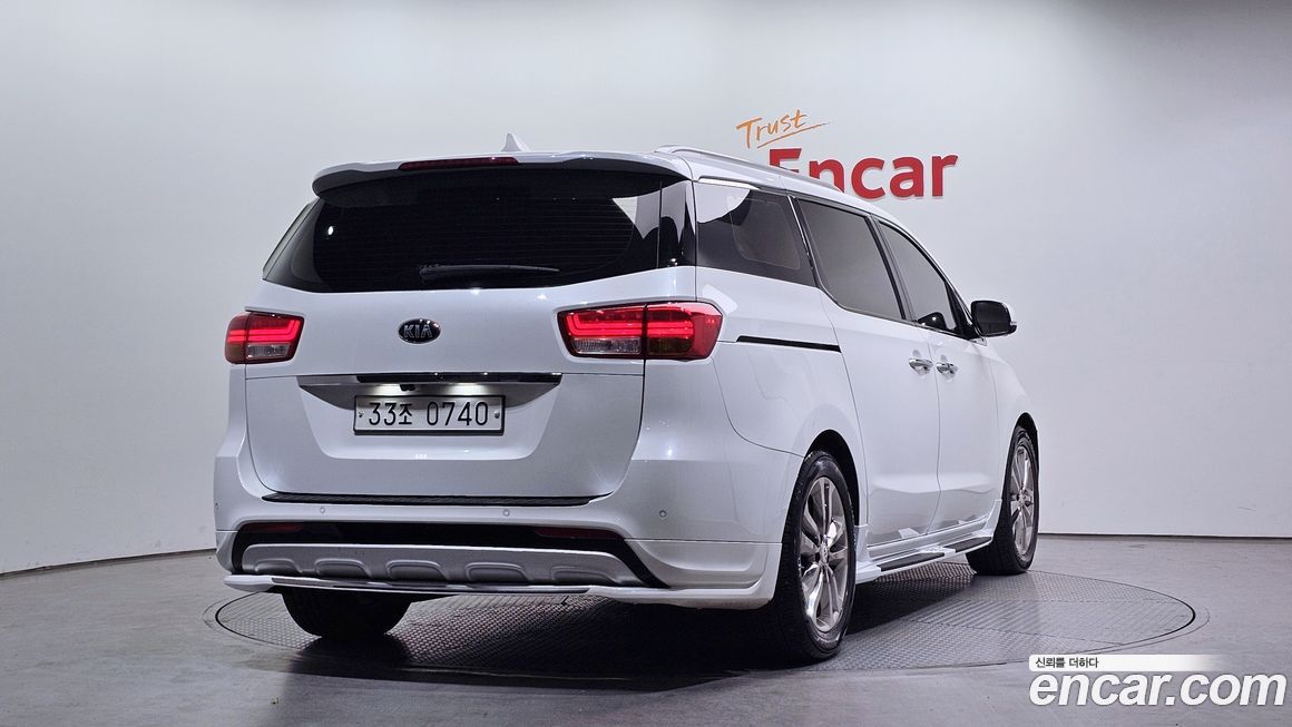 Kia Canival 2016