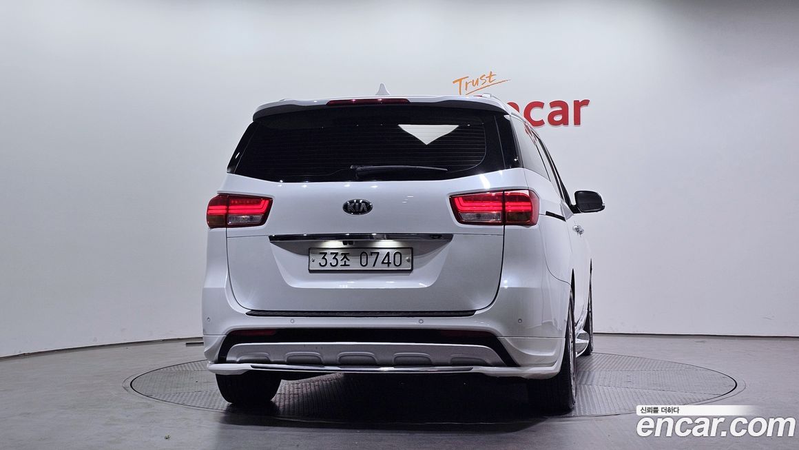Kia Canival 2016