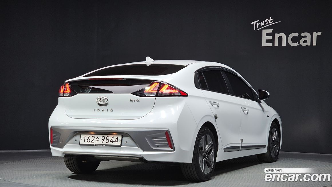 Hyundai Ioniq 2020