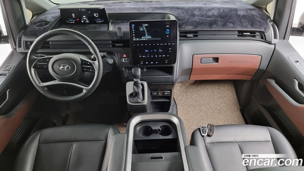 Hyundai Staria 2023