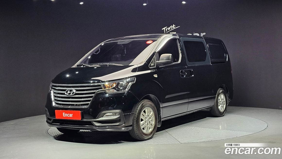 Hyundai Starex 2021