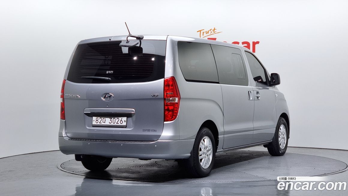 Hyundai Starex 2019