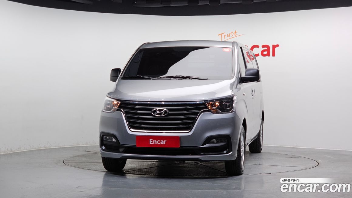 Hyundai Starex 2019