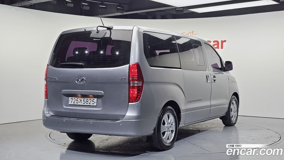 Hyundai Starex 2020