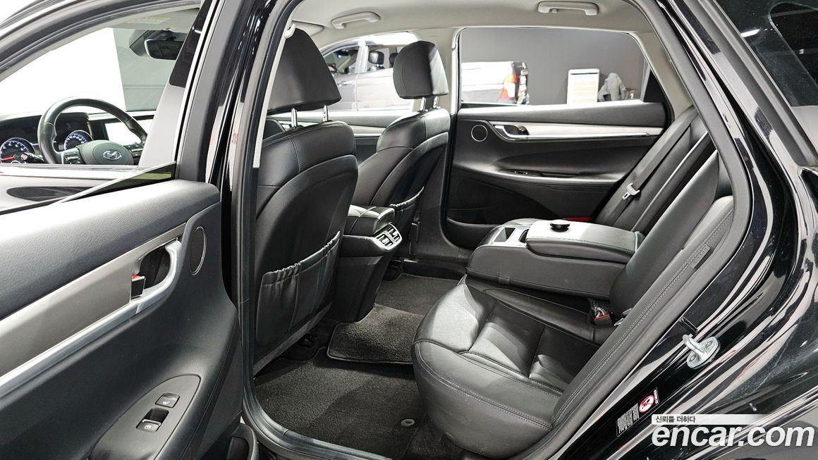 Hyundai Grandeur 2020