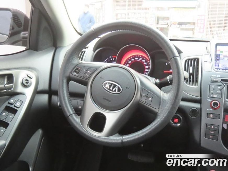 Kia Porte 2011