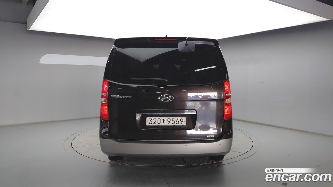 Hyundai Starex 2019
