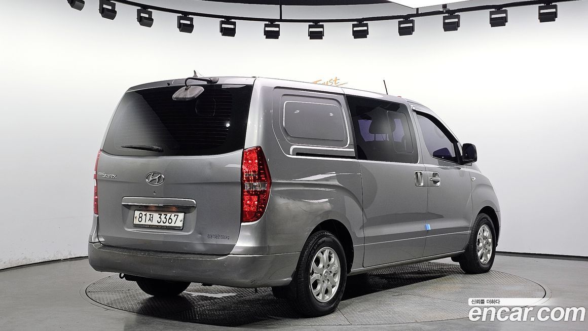 Hyundai Starex 2015