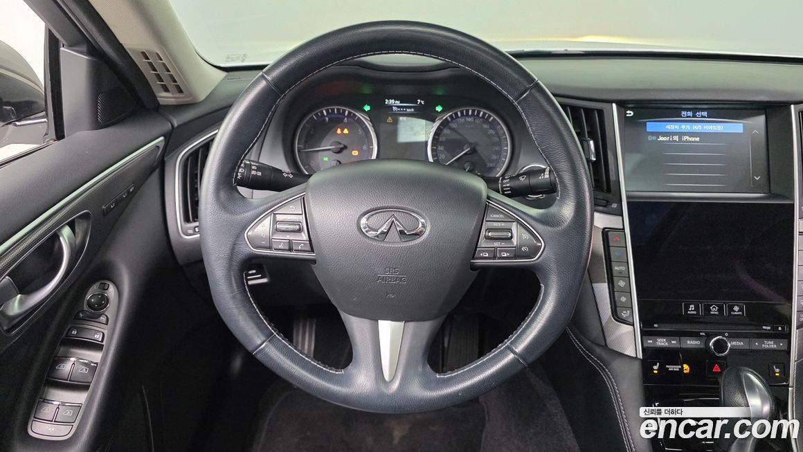 Infiniti Q50 2015