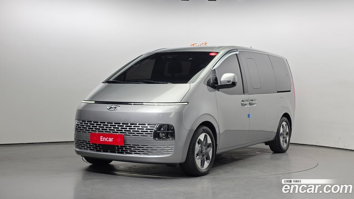 Hyundai Staria 2022