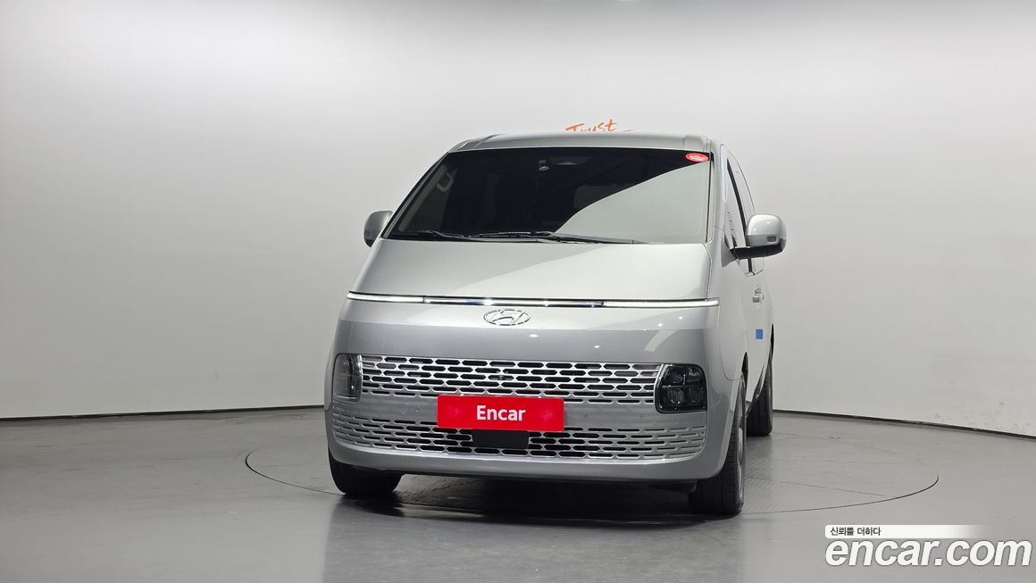 Hyundai Staria 2022